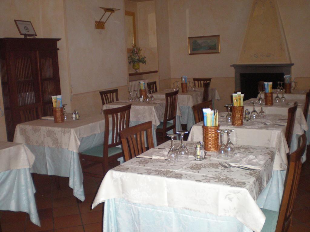 Albergo Ristorante Aquila Sulzano Ngoại thất bức ảnh