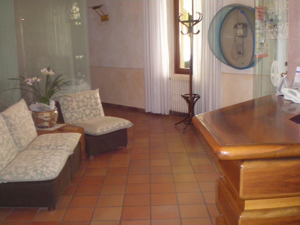 Albergo Ristorante Aquila Sulzano Phòng bức ảnh